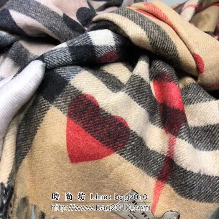 BURBERRY巴寶莉 爆款 經典時尚桃心羊絨圍巾 LLWJ6085